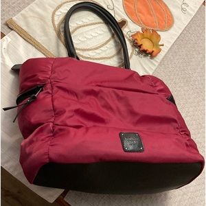LuLu Sport tote. Wine in color,puffy tote.